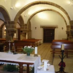 Interior Iglesia merille altar